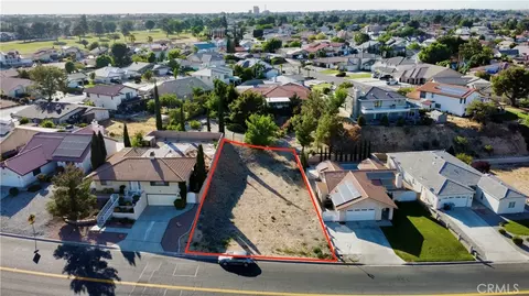 18190 Kalin Ranch Dr, Victorville, CA 92395
