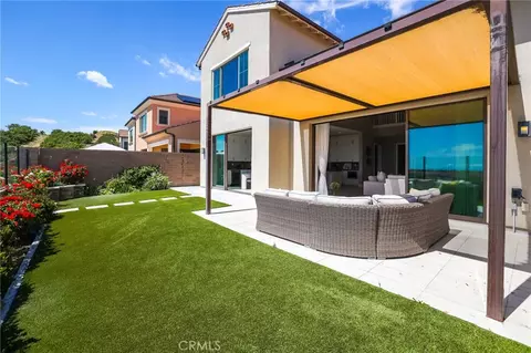 Exterior - 154 Roscomare, Irvine, CA 92602 photo 8 of 20