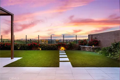 Exterior - 154 Roscomare, Irvine, CA 92602 photo 14 of 20