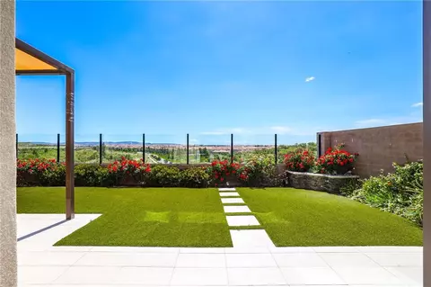 Exterior - 154 Roscomare, Irvine, CA 92602 photo 9 of 20