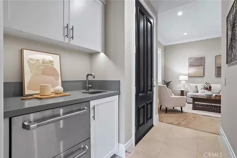 Entry Way - 154 Roscomare, Irvine, CA 92602 photo 3 of 3