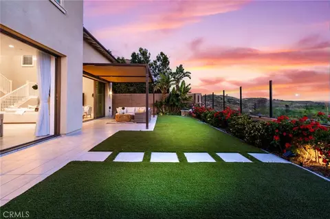 Exterior - 154 Roscomare, Irvine, CA 92602 photo 16 of 20