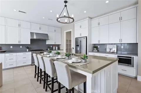 Kitchen - 154 Roscomare, Irvine, CA 92602 photo 2 of 6