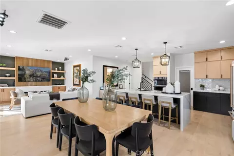 Dining - 4652 Charnock, Irvine, CA 92604 photo 3 of 4