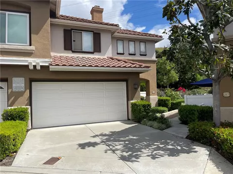 214 Valley Vw, Mission Viejo, CA 92692