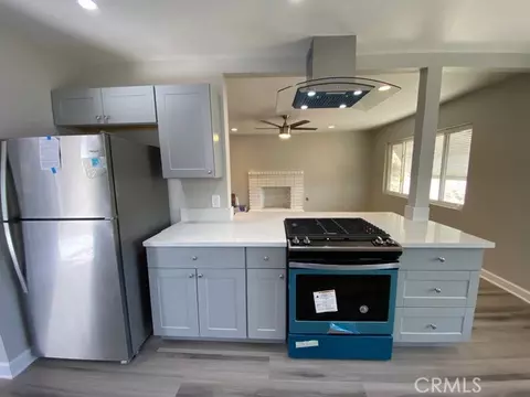 Kitchen - 23800 Lucas, Menifee, CA 92587 photo 5 of 8