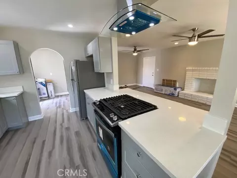 Kitchen - 23800 Lucas, Menifee, CA 92587 photo 7 of 8