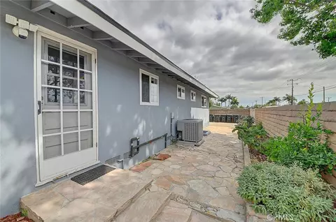 Exterior - 2044 W Spruce Ave, Orange, CA 92868 photo 9 of 16