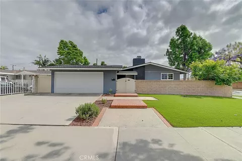 2044 W Spruce Ave, Orange, CA 92868