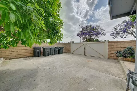 Exterior - 2044 W Spruce Ave, Orange, CA 92868 photo 15 of 16