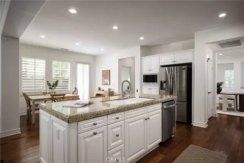 Kitchen - 25 Hallcrest, Ladera Ranch, CA 92694 photo 2 of 2