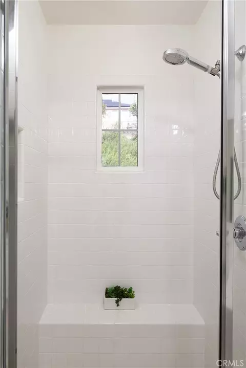 Bath - 25 Hallcrest, Ladera Ranch, CA 92694 photo 3 of 5