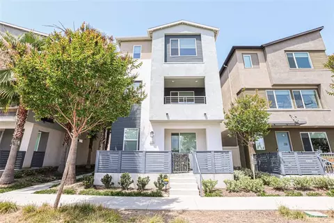 919 E 2nd, Santa Ana, CA 92701
