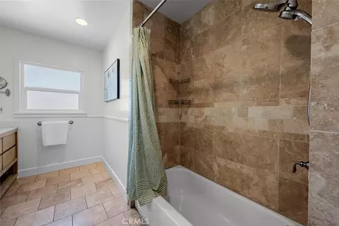 Bath - 816 Grandview, Fullerton, CA 92832 photo 1 of 4
