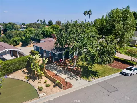 View/Area - 816 Grandview, Fullerton, CA 92832 photo 2 of 9