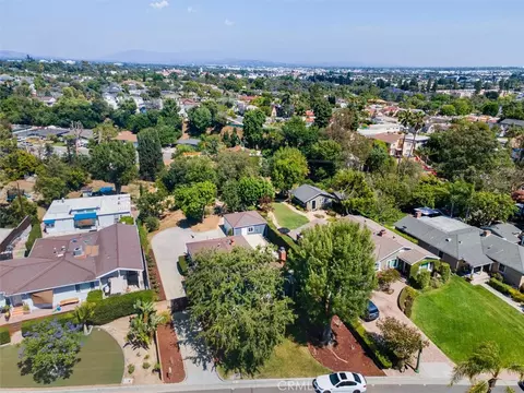 View/Area - 816 Grandview, Fullerton, CA 92832 photo 4 of 9