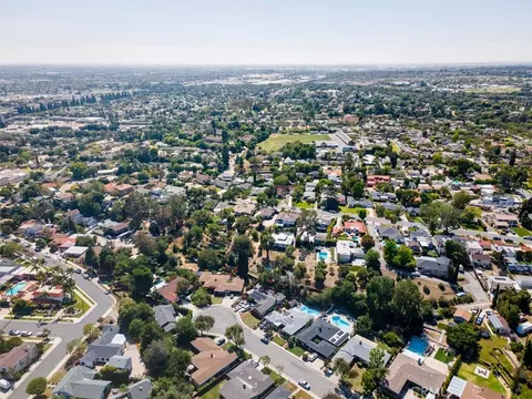 View/Area - 816 Grandview, Fullerton, CA 92832 photo 8 of 9