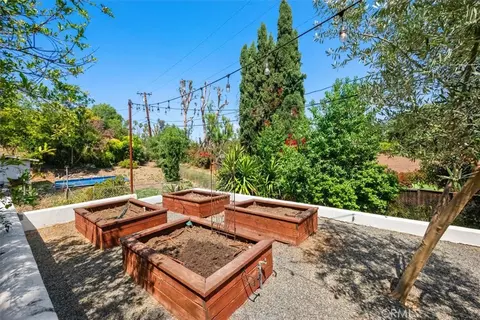 Exterior - 816 Grandview, Fullerton, CA 92832 photo 17 of 22