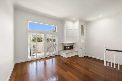 Living - 5 Morningside, Irvine, CA 92603 photo 2 of 6