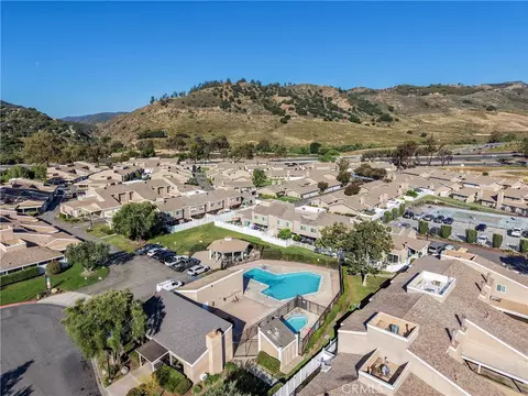 View/Area - 44535 La Paz #A, Temecula, CA 92592 photo 5 of 5