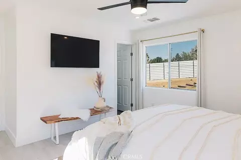 Bedroom - 60323 Granada Dr, Joshua Tree, CA 92252 photo 3 of 8