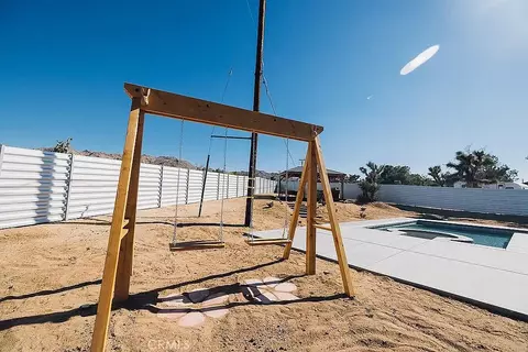 Exterior - 60323 Granada Dr, Joshua Tree, CA 92252 photo 9 of 11