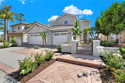 27130 S Ridge Dr, Mission Viejo, CA 92692