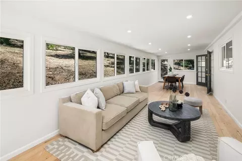 Living - 4651 Eagle Peak Rd, Julian, CA 92036 photo 2 of 7