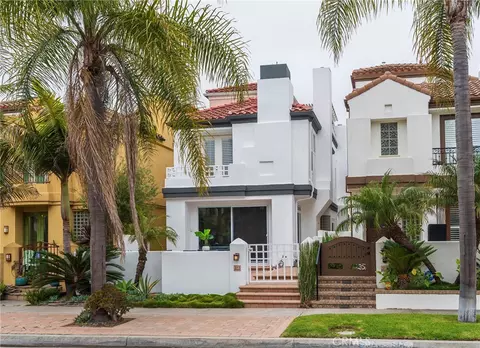 515 21st St, Huntington Beach, CA 92648
