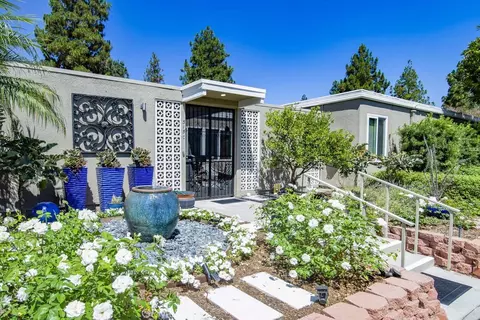 315 Ave Castilla #C, Laguna Woods, CA 92637