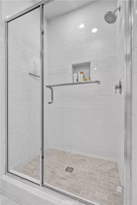 Bath - 212 Paramount, Irvine, CA 92618 photo 1 of 1
