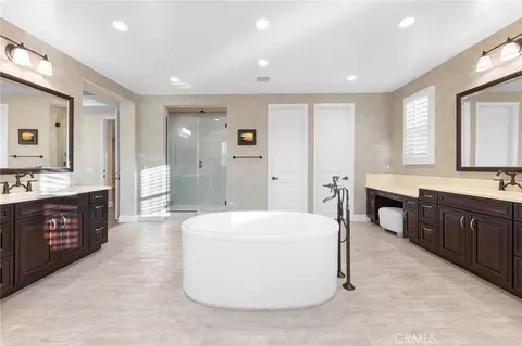 Bath - 55 Fenway, Irvine, CA 92620 photo 1 of 5