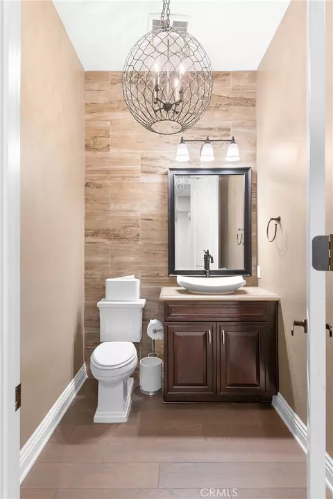 Bath - 55 Fenway, Irvine, CA 92620 photo 5 of 5