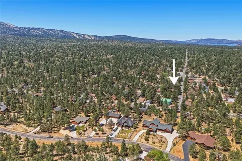 View/Area - 513 Cedar Ln, Sugarloaf, CA 92386 photo 1 of 4