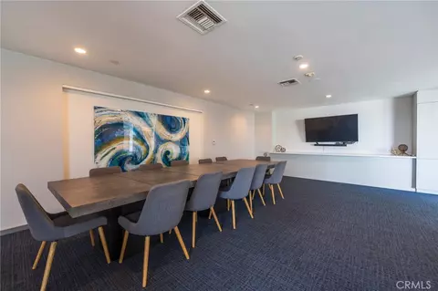 Dining - 525 E Seaside #1802, Long Beach, CA 90802 photo 1 of 1