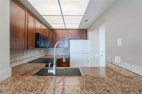 Kitchen - 525 E Seaside #1802, Long Beach, CA 90802 photo 1 of 2