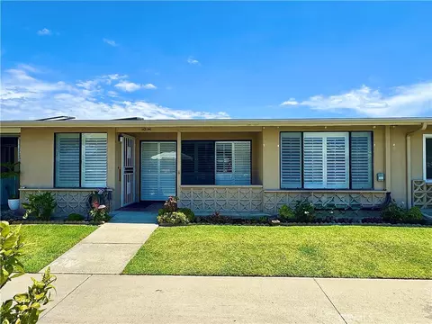 1681 Tam O Shanter Rd #M12 10H, Seal Beach, CA 90740