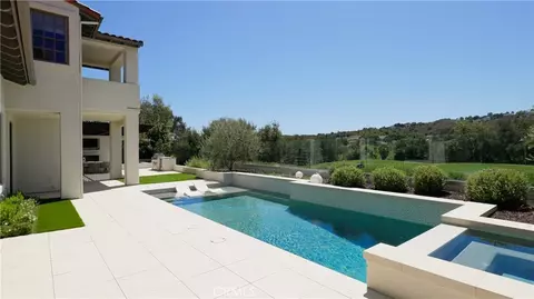 17 Canada Oaks, Trabuco Canyon, CA 92679