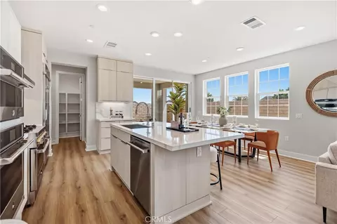 Kitchen - 575 Patten Ave, Placentia, CA 92870 photo 2 of 5