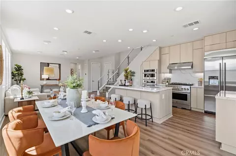Dining - 575 Patten Ave, Placentia, CA 92870 photo 3 of 5