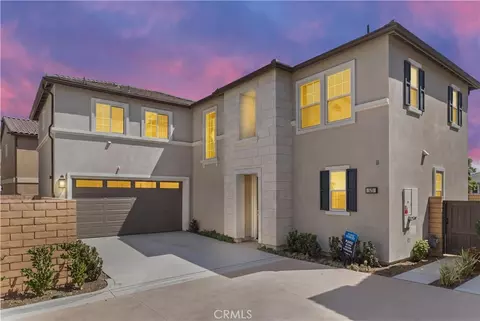 Exterior - 575 Patten Ave, Placentia, CA 92870 photo 2 of 13
