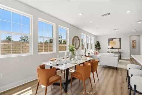 Dining - 575 Patten Ave, Placentia, CA 92870 photo 4 of 5