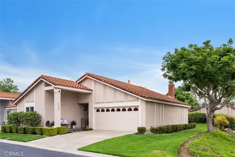 27684 Calle Valdes, Mission Viejo, CA 92692