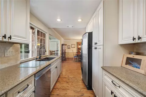 Entry Way - 1128 W Aster, Upland, CA 91786 photo 1 of 1