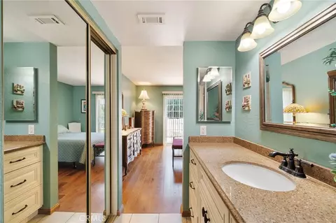 Bath - 1128 W Aster, Upland, CA 91786 photo 3 of 4