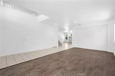 Living - 19459 Hebron Ct, Riverside, CA 92508 photo 2 of 6