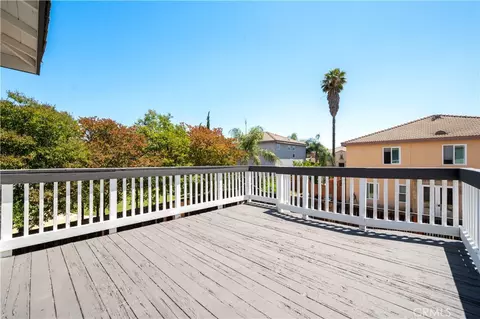 Exterior - 19459 Hebron Ct, Riverside, CA 92508 photo 5 of 9