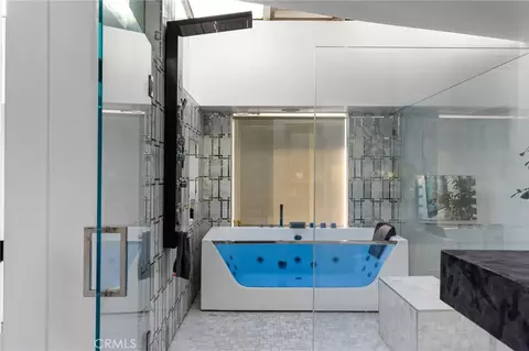 Bath - 35381 Beach, Dana Point, CA 92624 photo 3 of 5