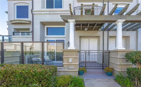 19261 Surfview, Huntington Beach, CA 92648