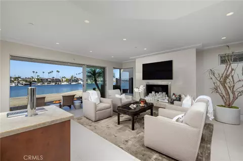 Living - 5517 E Ocean, Long Beach, CA 90803 photo 1 of 4